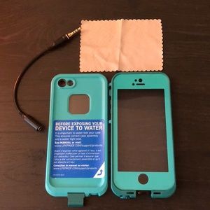 iPhone 5S life proof case